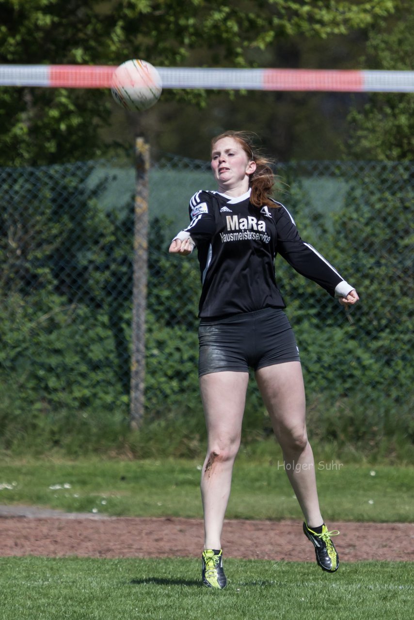 Bild 420 - Faustball Frauen Wiemersdorf